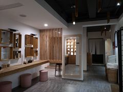 -田园东方蜜桃村的田野营地