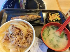 -食其家·牛丼咖喱(宜山路贝岭店)