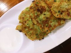 西葫芦饼配酸奶-TUK土耳其餐厅·下午茶(卢湾店)