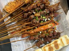 -小辣椒汤锅烧烤(温泉南街店)