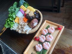 -湊湊火锅·茶憩(新中关购物中心店)