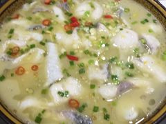 -芳芳餐厅(白沙路店)