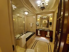 -广州富力丽思卡尔顿酒店