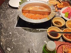 -牛YO寿喜烧·铁板烧和牛火锅自助(市府恒隆店)