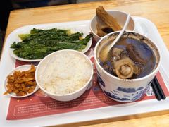 莲藕炖筒骨-钟姐炖品(万象城店)