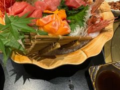-山川小町·极番烧肉(新地假日广场店)