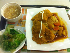 黄金咖喱鸡扒饭-东方既白(上海浦东国际机场)