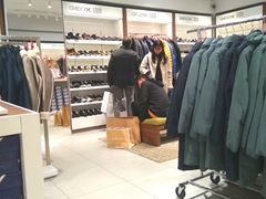 -马德里拉斯咯扎斯购物村