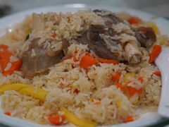 -马尔龙新疆饭店·清真(瑞景店)