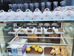 面包甜点陈列柜-茶小嘿(建业凯旋广场店)