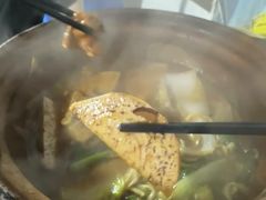 -雄伟美食(高沙中街店)