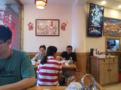 大堂-鹤乡东北菜(崮山路店)