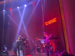 -TZ House音乐现场(来福士中心店)