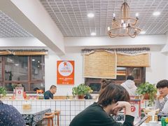 大堂-八两八金·莱芜特色炒鸡(市南漳浦路店)