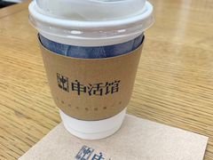 -文汇新民联合报业集团(上海报业大厦店)