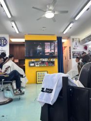 点击看大图 -DL BARBERSHOP男士理发店