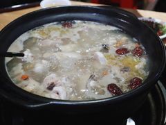 -濠轩阁特色生蚝火锅(水湾路店)