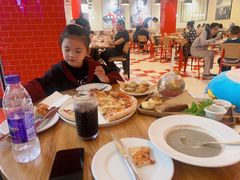 -城市大道红炉披萨烘焙坊