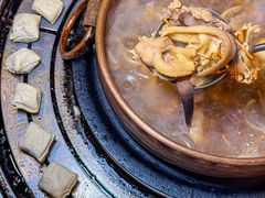 -阿山卓·野生菌火锅·纳西火塘烤肉