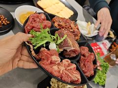 -啊美丽炭火烤肉(滑翔一店)