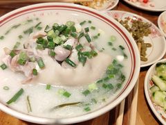 -老方桌烂蹄花川菜馆(九龙坡店)