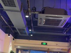 -正通记·哈尔滨烧烤·炭烤鸽子(七宝万科国际店)