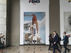 -文艺复兴百货(米兰大教堂广场店)