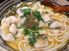 -鑫花溪牛肉米粉(东环大润发店)