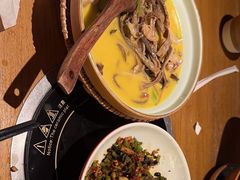 -吃饭皇帝大土家民族菜(正大广场店)