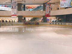 -冰纷万象滑冰场(南山万象天地店)