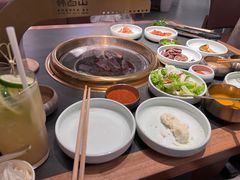 -韩白山·朝鲜族烤牛肉·酱蟹(长宁龙之梦店)