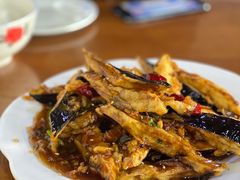 -三居鲁味坊黄焖鸡(山大路店)