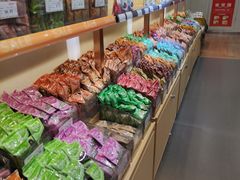 自助取餐区-良品铺子(长和国际店)