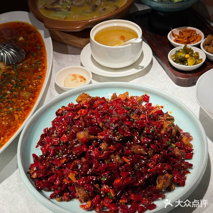 从成都火🔥到南京de有雲，真的超Chill