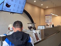 -本来不该有·鲜果咖啡(大梅沙店)