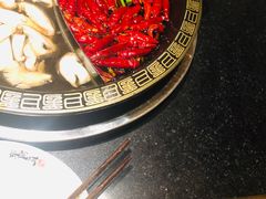 双色锅底-纸盐河码头火锅(十八梯店)
