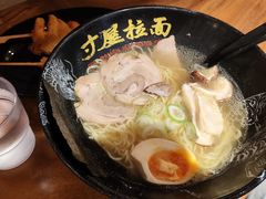 -LuOne凯德晶萃广场(徐家汇路店)