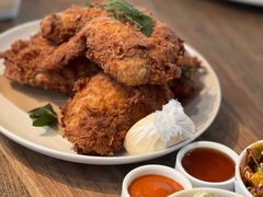 -ROAST coffee & eatery