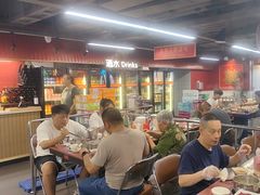 -四囍码头海鲜烧烤自助火锅(外滩南京东路悦荟广场店)