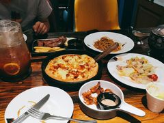 -意国小镇披萨牛排餐厅(万达广场店)