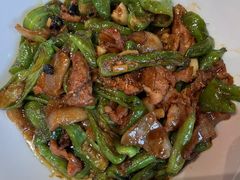 -黄泥岗·地道湖北菜(奥特莱斯店)