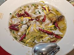 -渔语鱼酸菜鱼新川菜(来福士店)