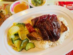 烧鸭拼叉烧饭-吴系粤菜馆·茶餐厅(深业上城店)