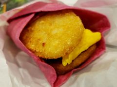 -麦当劳(轻轨曹杨路店)