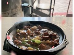 -食必思黄焖鸡米饭杭州小笼包(银杏路店)