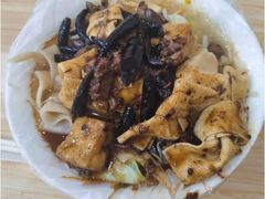 -鹍记特色牛杂面
