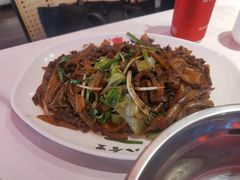 干炒牛河-八合里潮汕鲜牛肉火锅(福州万象城店)
