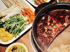 -签多多串串香火锅