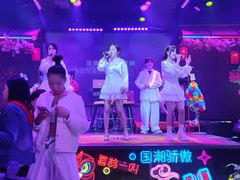-喜鹊音乐酒馆(西街店)