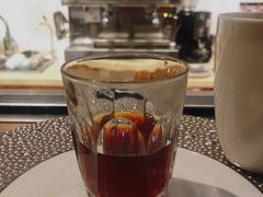 -LEO CAFE